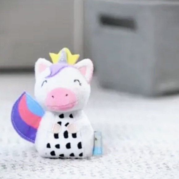 On the Goldbug Flip a Pal Activity Toy 2 in 1 Unicorn Fox Squeaker Sound Sensory - Picture 5 of 12